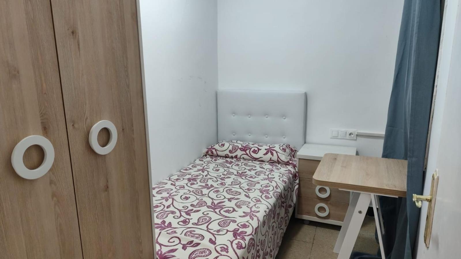Hostal Ideal Gavà Exteriér fotografie